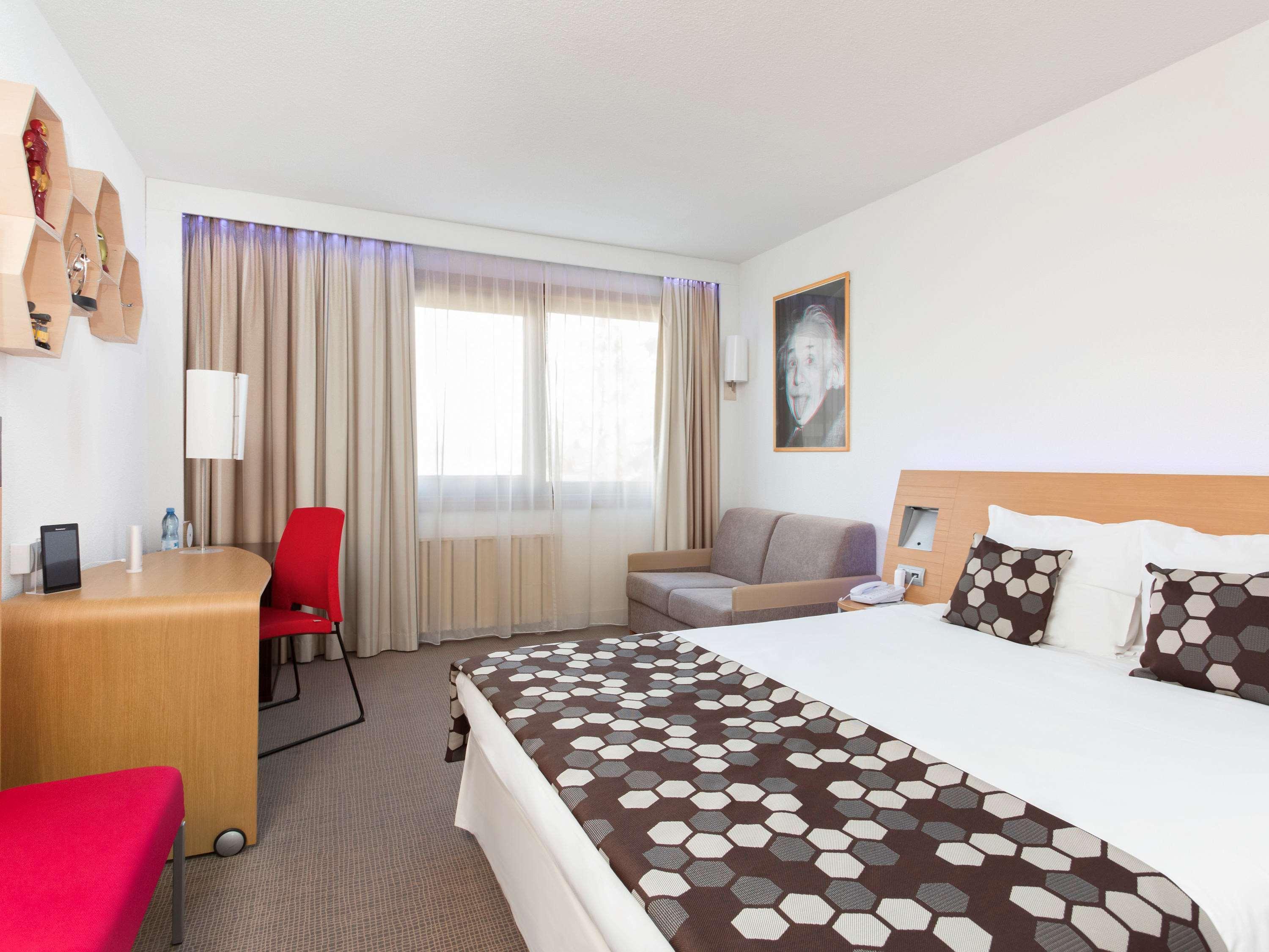 Novotel Warszawa Airport Esterno foto