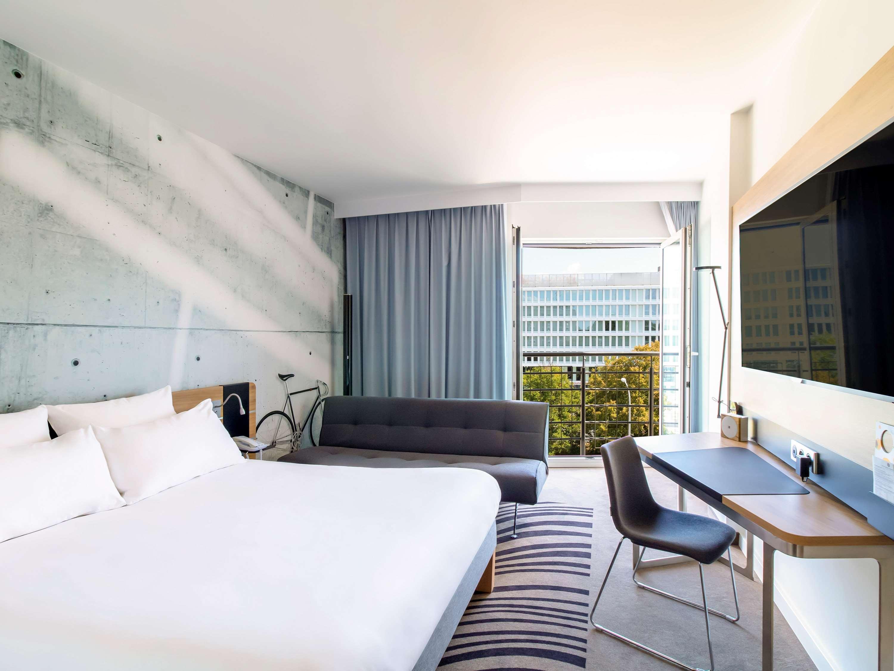 Novotel Warszawa Airport Esterno foto