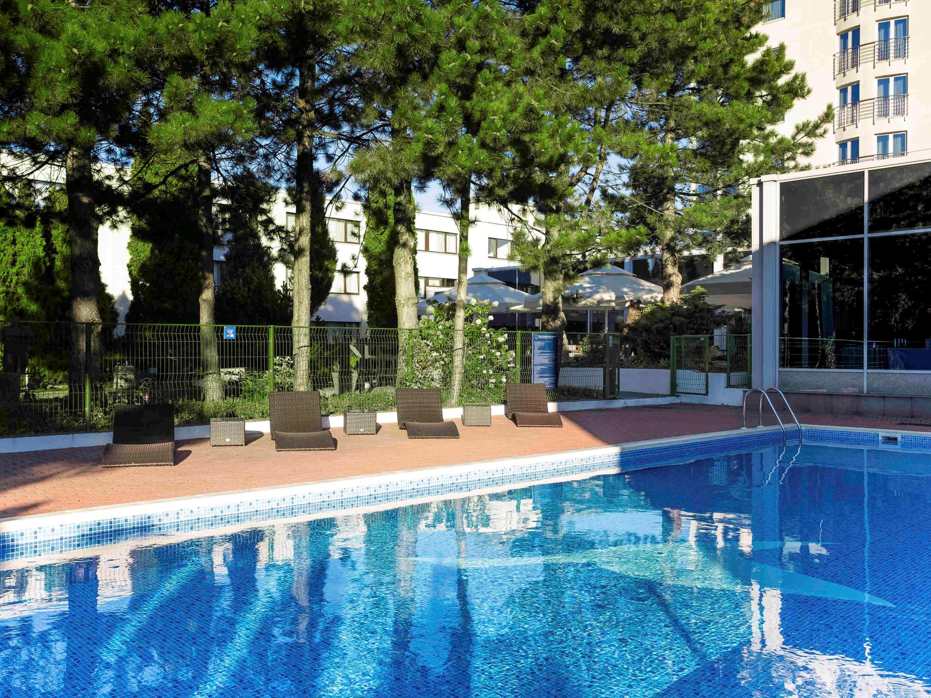 Novotel Warszawa Airport Esterno foto