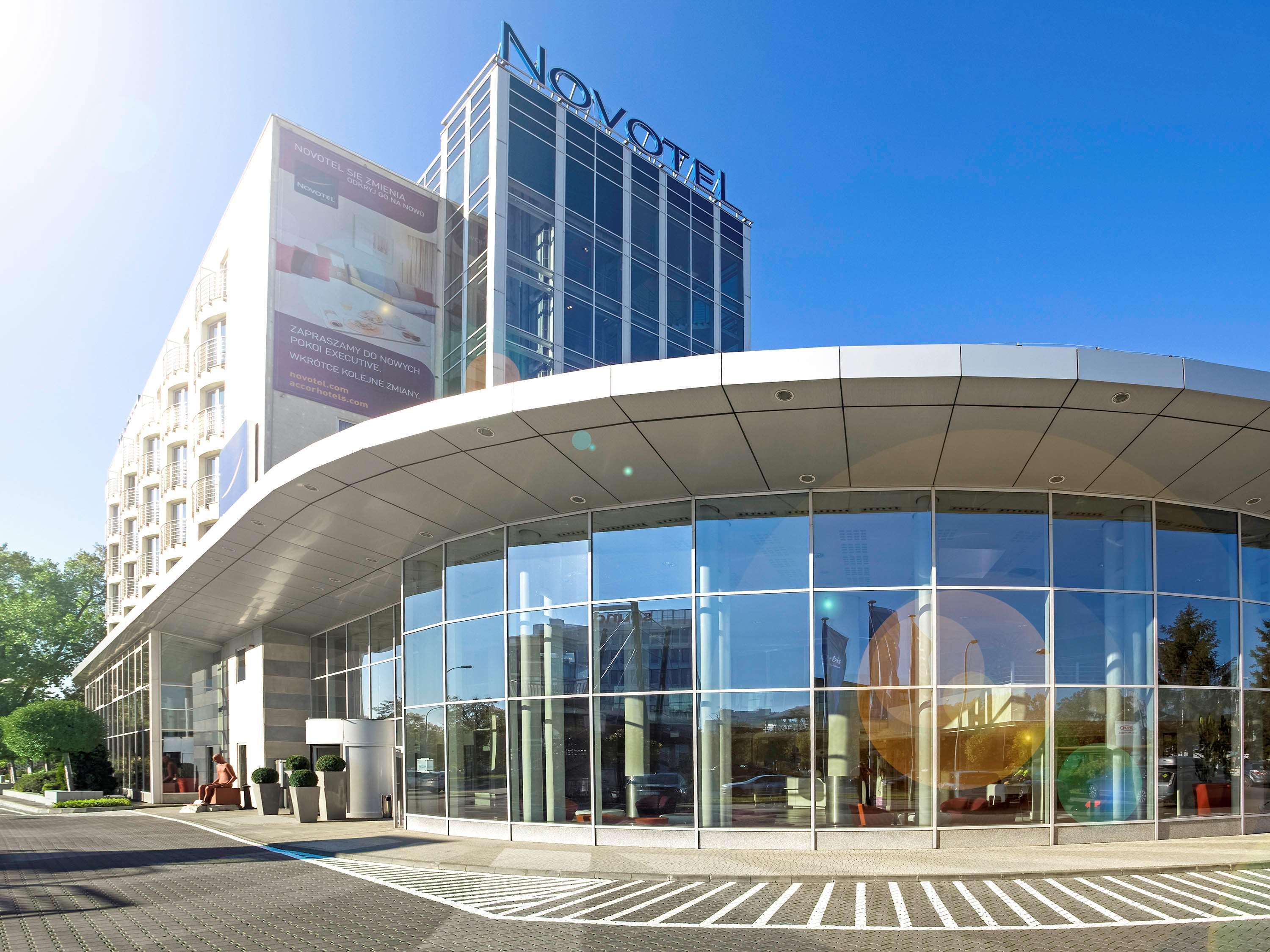 Novotel Warszawa Airport Esterno foto