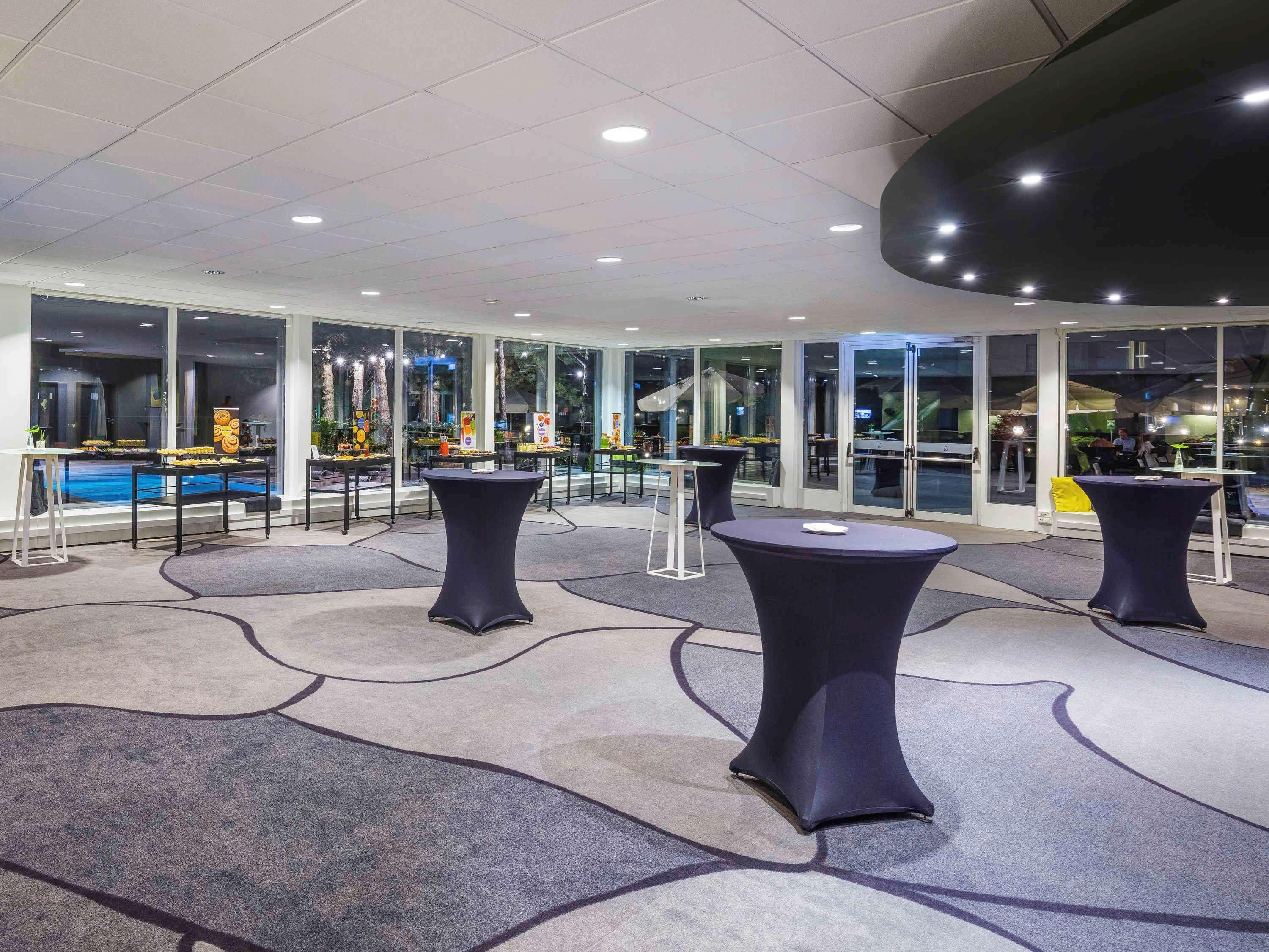 Novotel Warszawa Airport Esterno foto