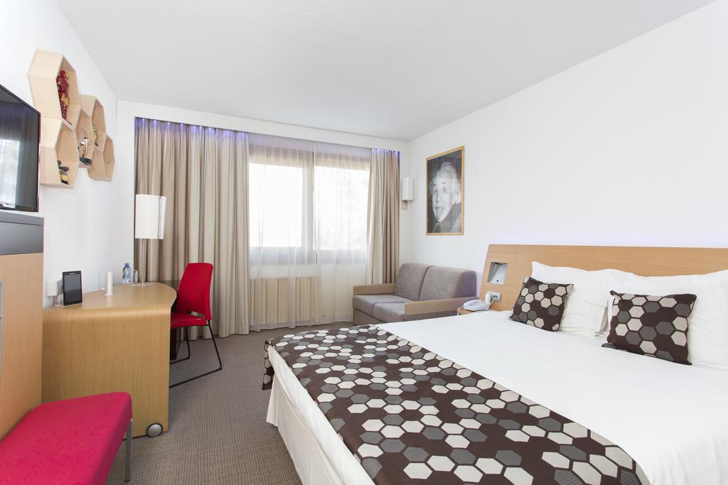 Novotel Warszawa Airport Esterno foto